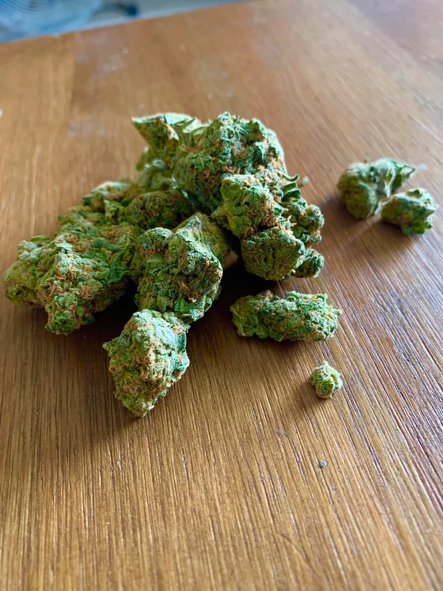 THCA flower vs THC flower